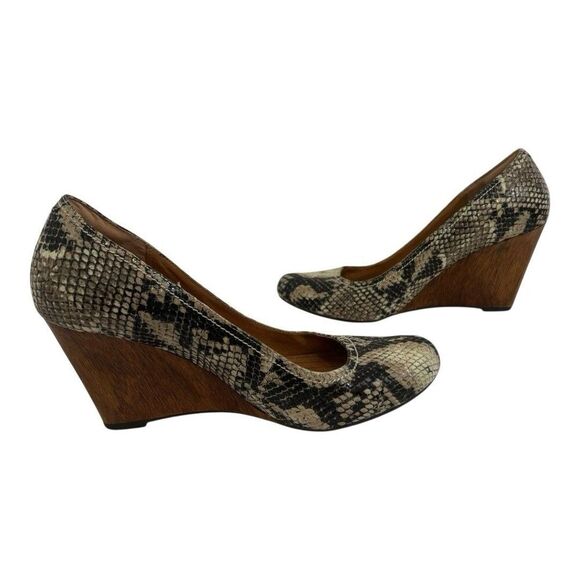 Clarks Womens Size 9 Snakeskin Print Wedge Heels Faux Leather Slip-On Pumps - Picture 4 of 7